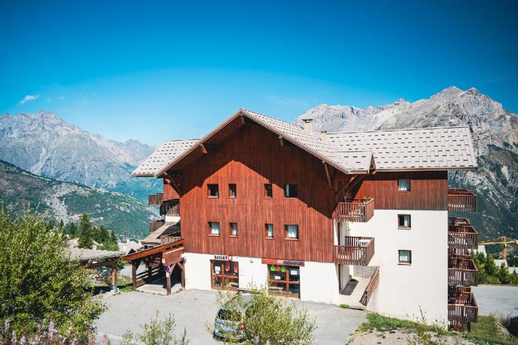 Aparthotel Les Gentianes By Actisource Puy-Saint-Vincent Zewnętrze zdjęcie