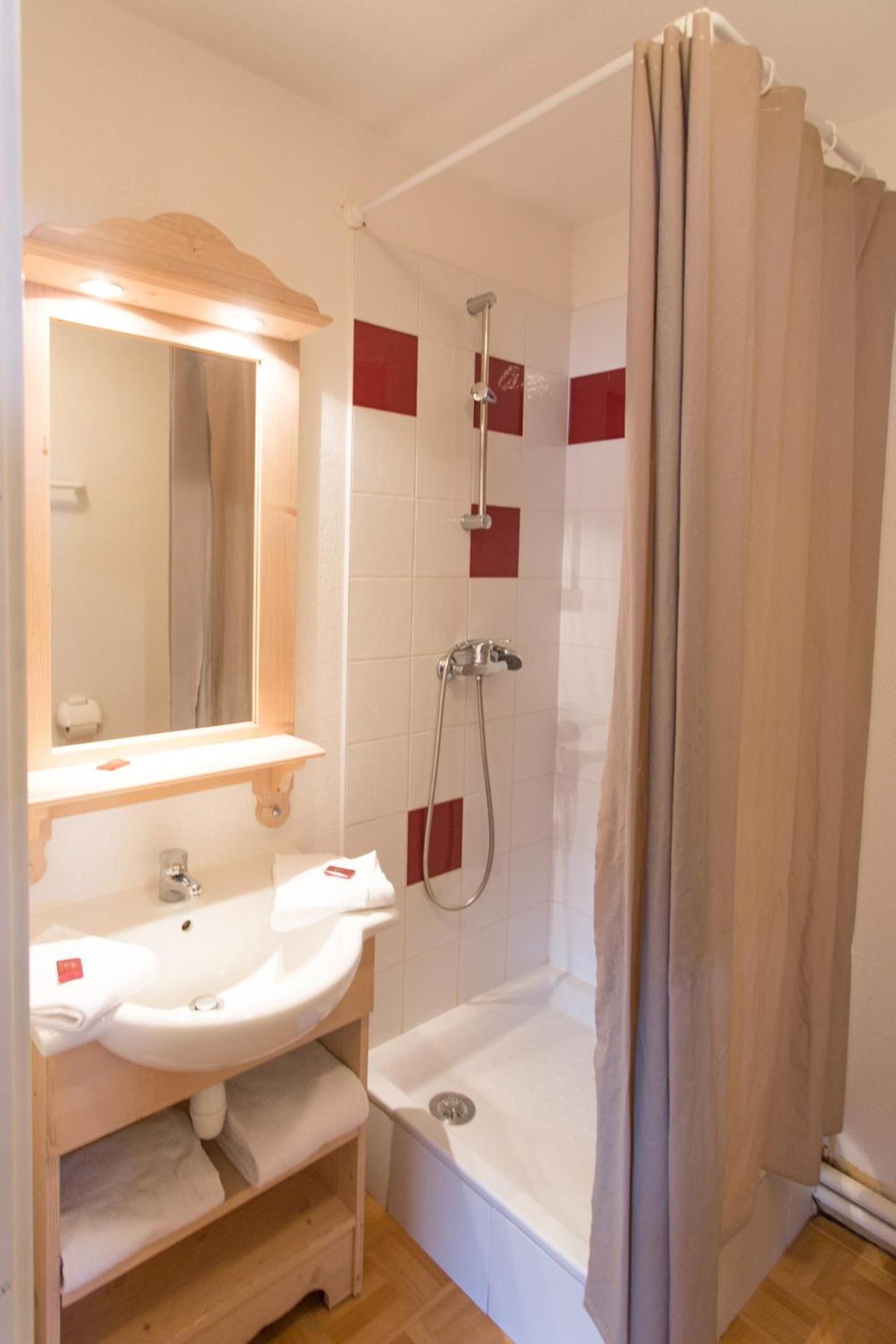 Aparthotel Les Gentianes By Actisource Puy-Saint-Vincent Zewnętrze zdjęcie